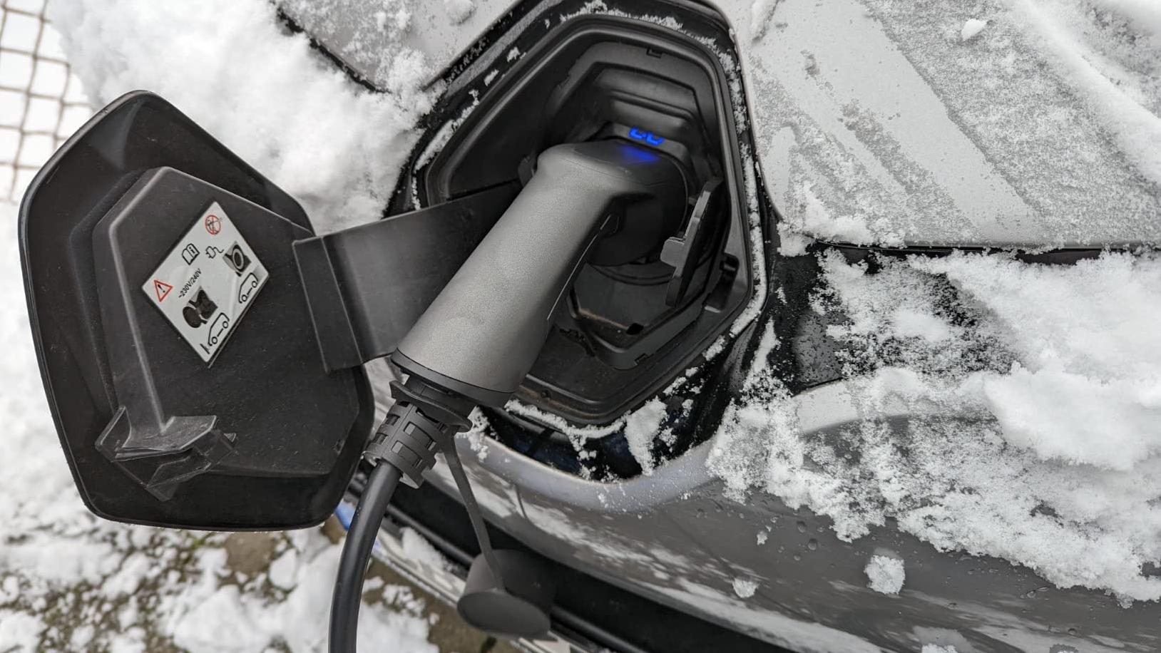 MHEV vs PHEV: Which is Right for You?