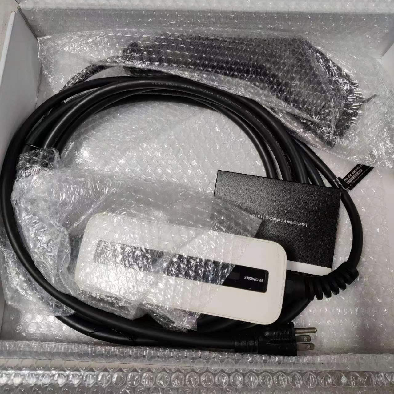 Clearance Sale - MOREC 16A Portable EV Charger with Type 2 Schuko Plug - CL2410