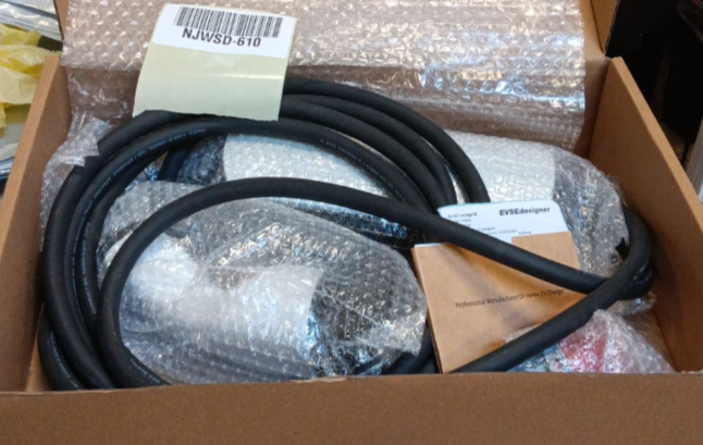 Venta de liquidación - Cargador EV portátil trifásico 11KW 6/8/10/13/16A con enchufe CEE - YM060