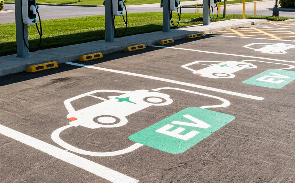 How Much Does It Cost to Fully Charge an EV? Home Charging vs Public Fast Charging