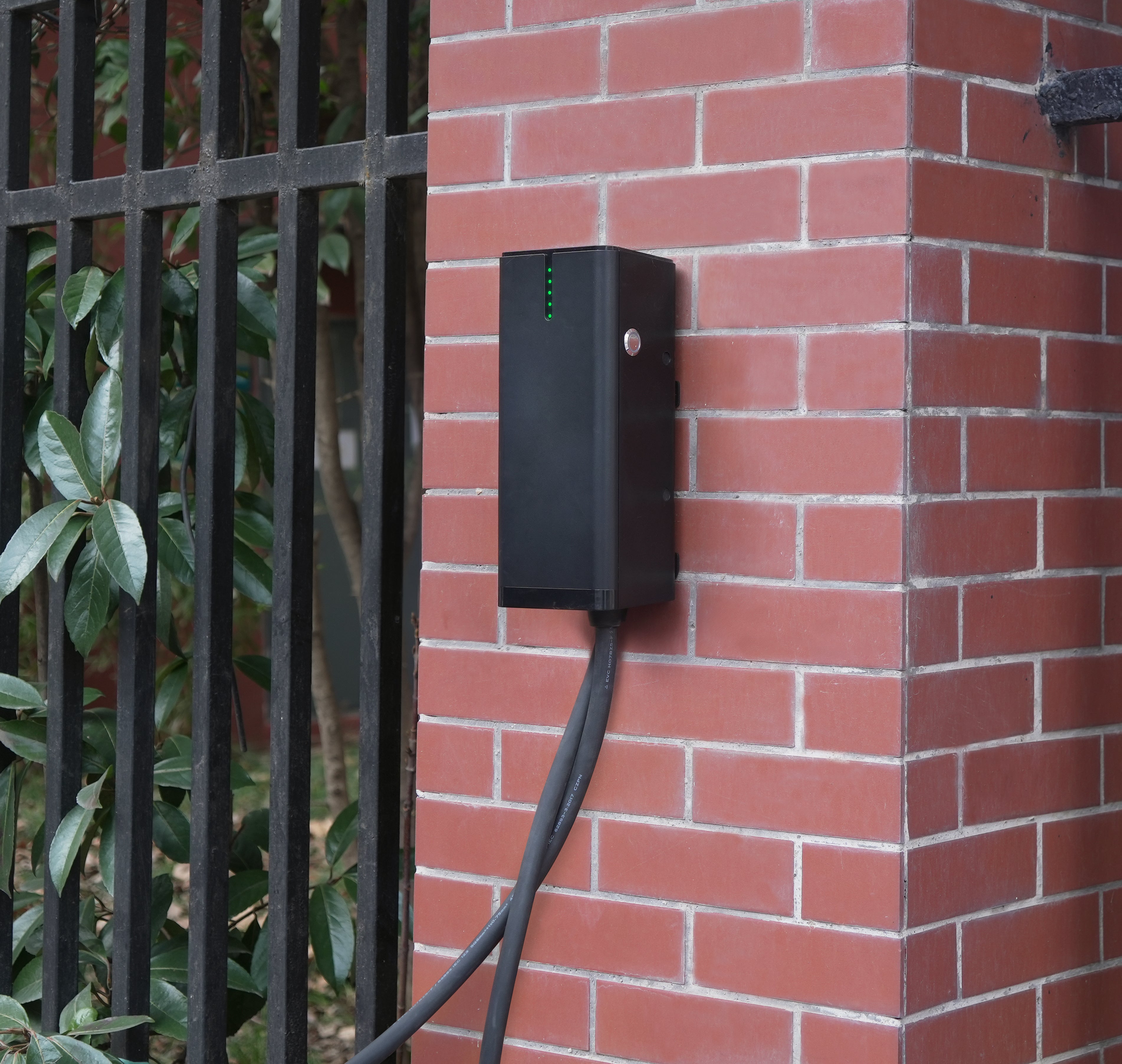 One-stock Clearance Sale 22KW APP-controlled Wallbox Charger With Type 2 Plug - BN30