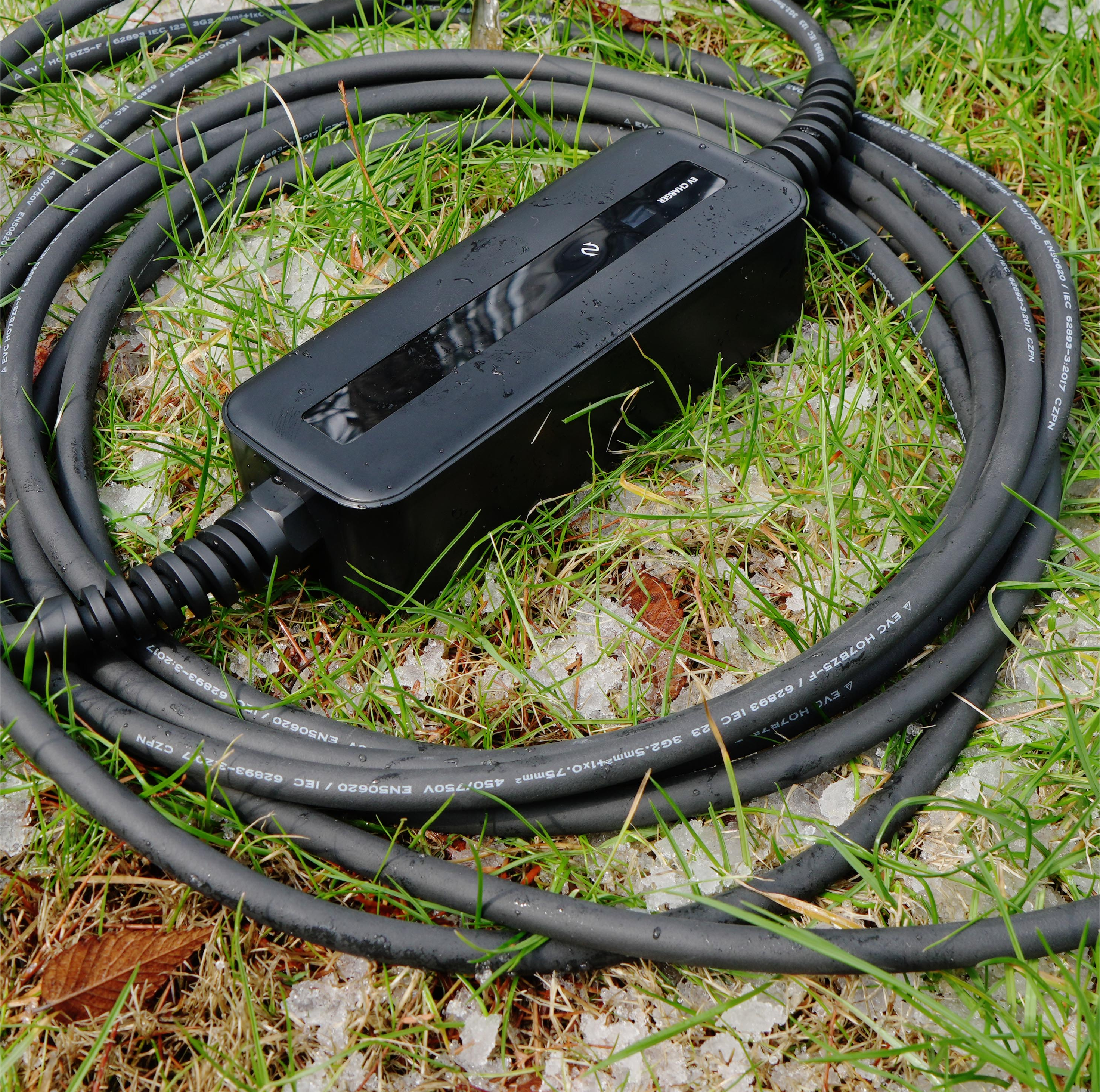 MOREC Type 2 Max 3.6KW Smart Portable EV Charger with Schuko Plug - PCD018T2